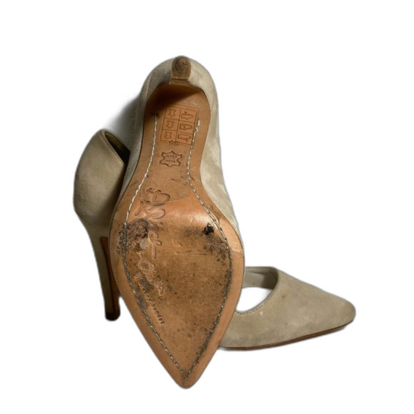 Alice+Olivia Suede Pump Heels Size: 35 Color: Nude - Picture 5 of 5